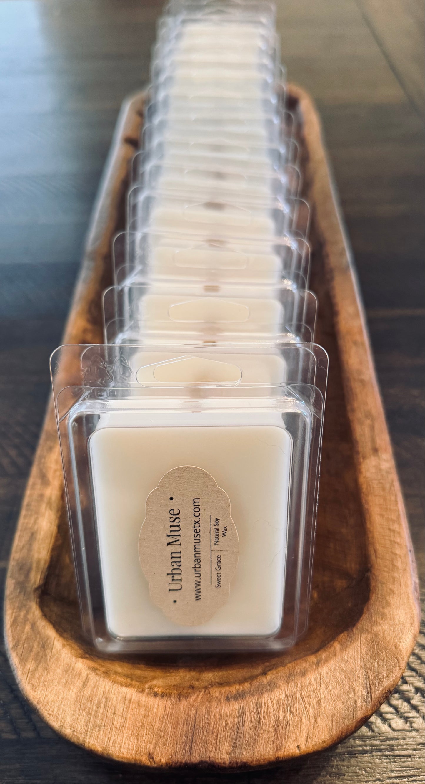 Premium Hand-Poured Soy Wax Melts - 2.4oz