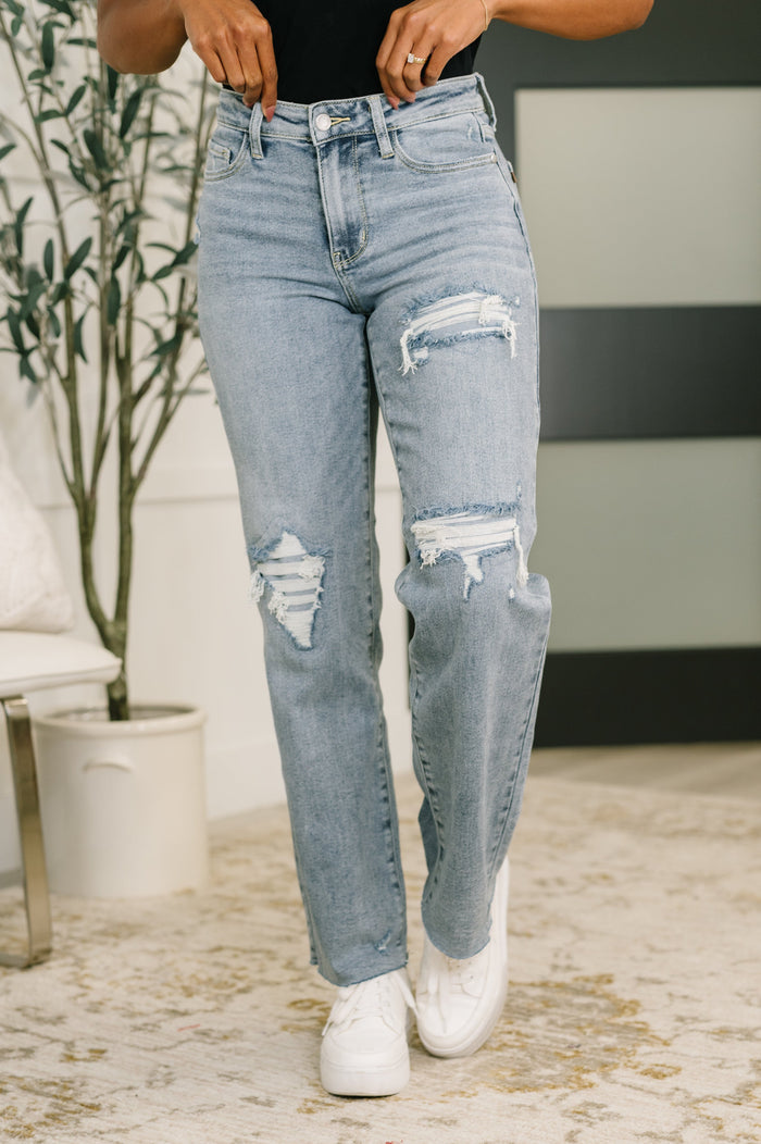 Jade Mid Rise 90's Straight