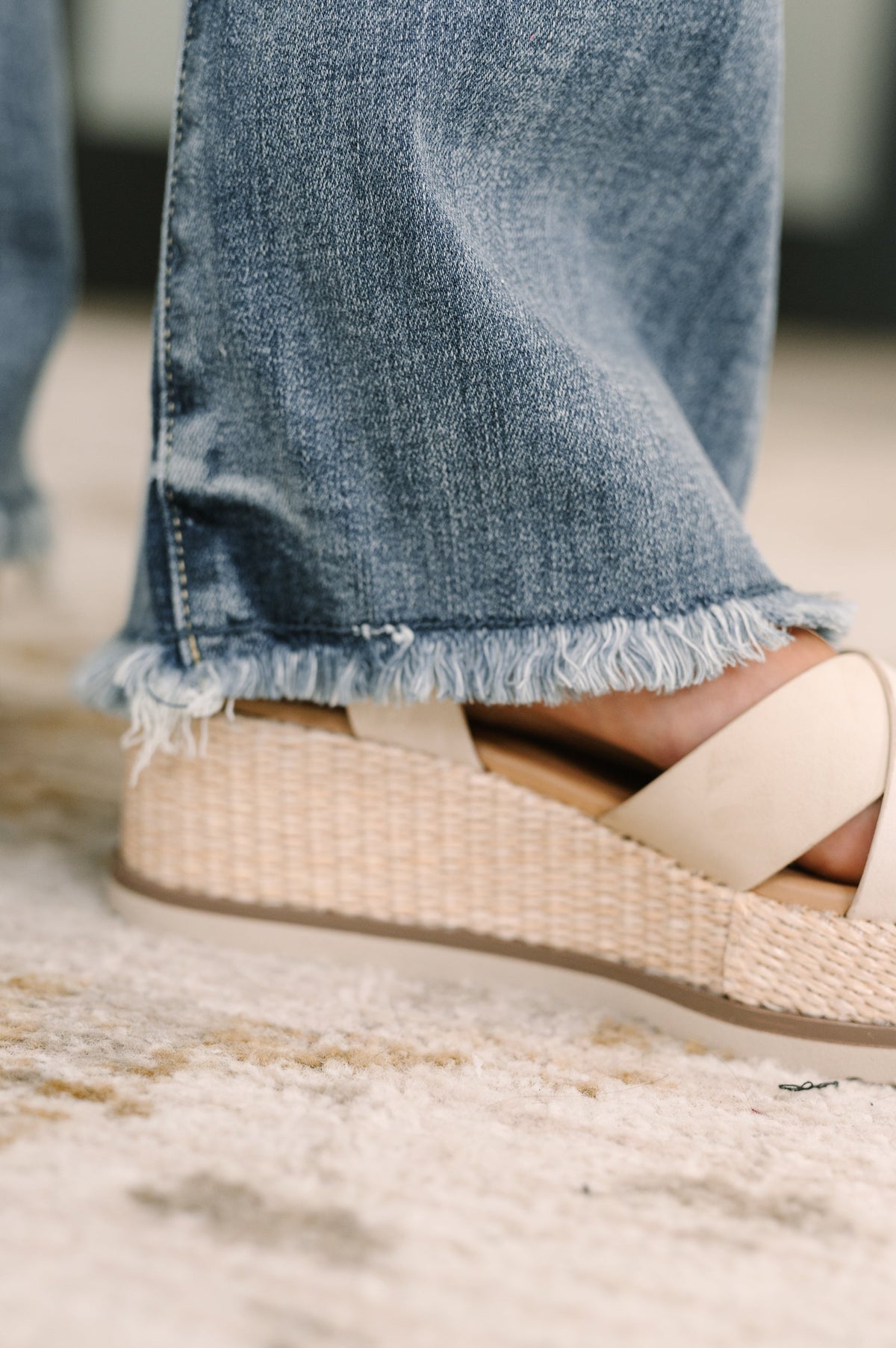 Robin High Waist Bootcut with Fray Hem