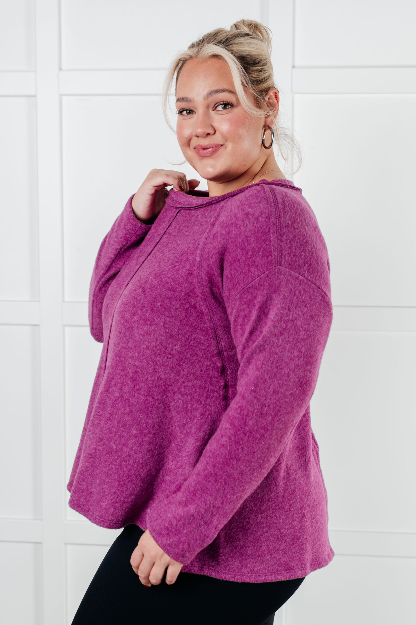 Simple Silhouette Brushed Hacci Sweater in Light Plum